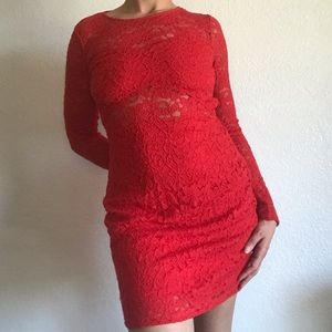🌹 Red Lace Express Dress 🌹